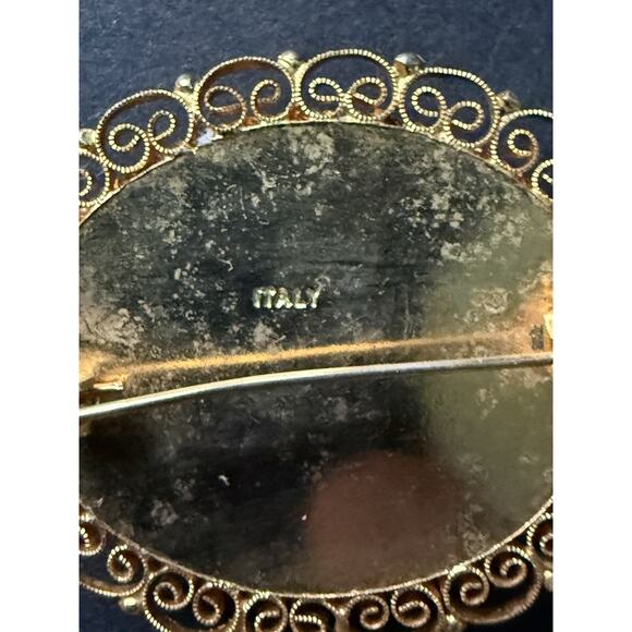 Vtg Green Onyx Carbachon Semi Precious Stone Brooch Gold Tone Filagree Italy 70s - Picture 3 of 6